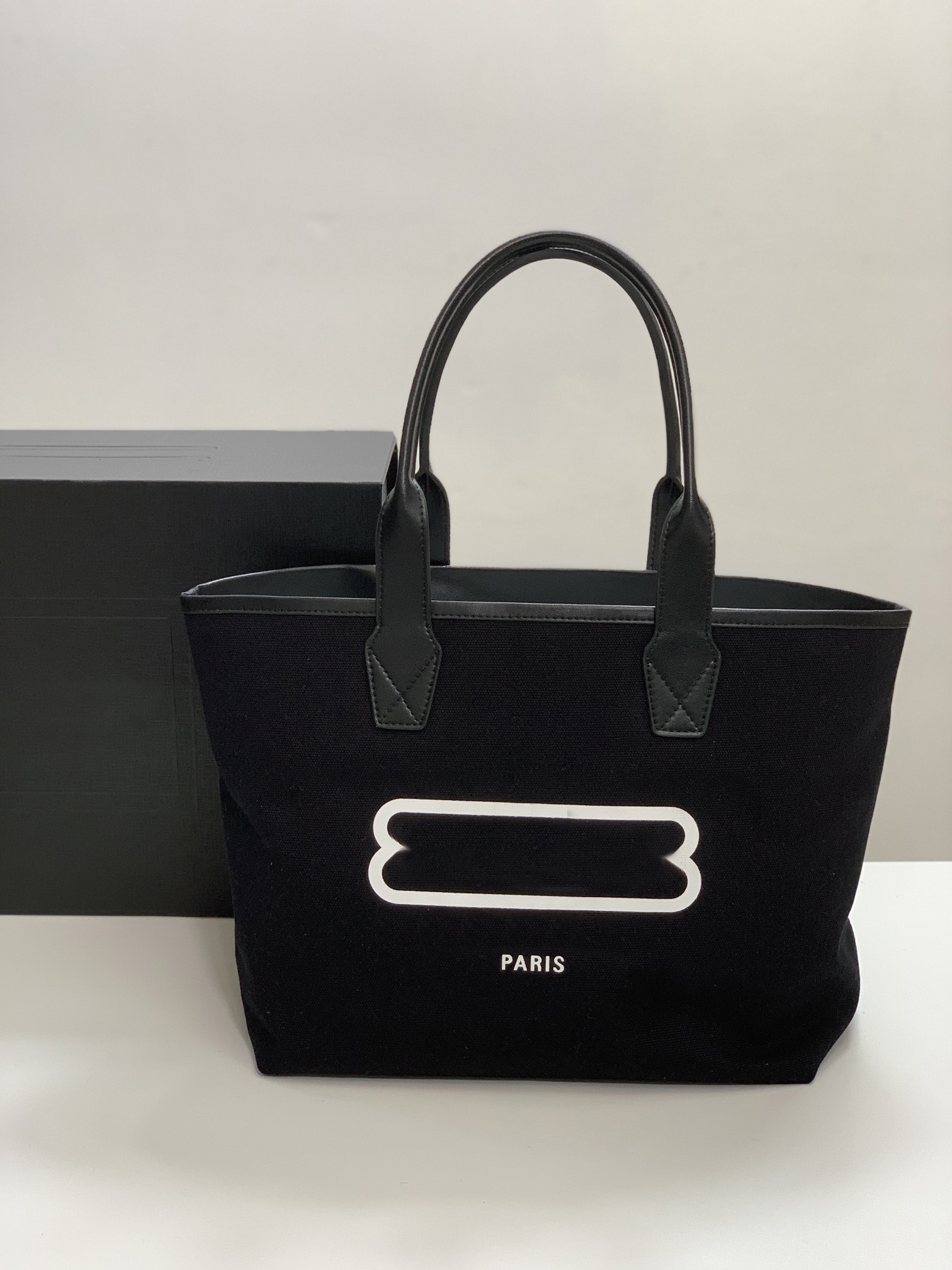 Large Shopping Bag top Lady quality Tote Canvas Handbags Hand Shoulder Bags Classic design simple fashion Canvas Letter Printed Handle Zipper Pocket with sn, Black
Large Shopping Bag top Lady quality Tote Canvas Handbags Hand Shoulder Bags Classic design simple fashion Canvas Letter Printed Handle Zipper Pocket with sn, Black