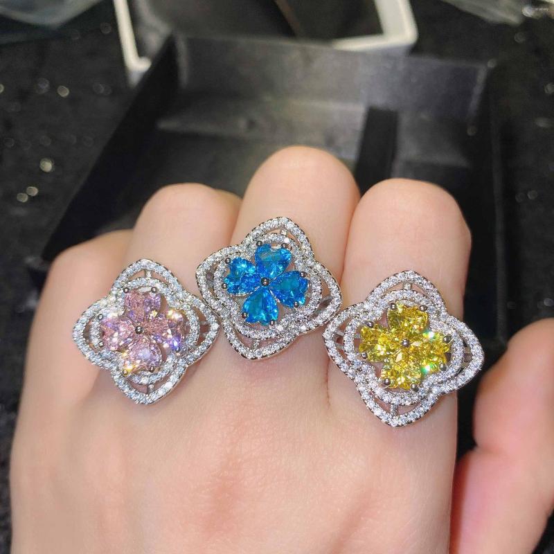 Cluster Rings Q Trendy Female Silver Color Ring Flower Design Dazzling CZ For Women Luxury Wedding Engagement Party Jewelry
Cluster Rings Q Trendy Female Silver Color Ring Flower Design Dazzling CZ For Women Luxury Wedding Engagement Party Jewelry