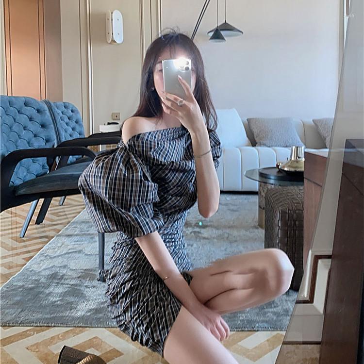 Casual Dresses Women Off-Shoulder Bubble Sleeve Plaid Dress Women' Summer Short Skirt Vestido De Mujer Femme Robe, Black
Casual Dresses Women Off-Shoulder Bubble Sleeve Plaid Dress Women' Summer Short Skirt Vestido De Mujer Femme Robe, Black