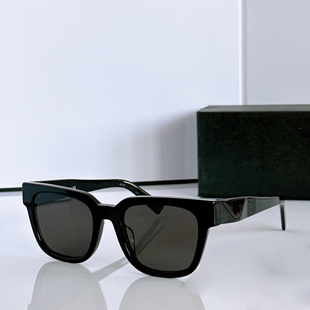 Womens Sunglasses For Women Men Sun Glasses Mens 21WS Fashion Style Protects Eyes UV400 Lens With Random Box And Case
Womens Sunglasses For Women Men Sun Glasses Mens 21WS Fashion Style Protects Eyes UV400 Lens With Random Box And Case