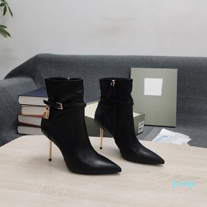 High heel Winter fashion boots Women's versatile boots Warm and comfortable ladies boot genuine leather designer style, Black 2
High heel Winter fashion boots Women's versatile boots Warm and comfortable ladies boot genuine leather designer style, Black 2