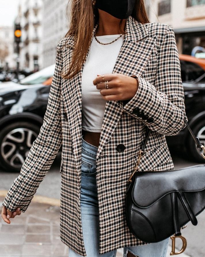Women' Suits 2022 Women' Casual Fashion Lapel Collar Double Breasted Flap Detail Plaid Blazer Jackets Coats
Women' Suits 2022 Women' Casual Fashion Lapel Collar Double Breasted Flap Detail Plaid Blazer Jackets Coats