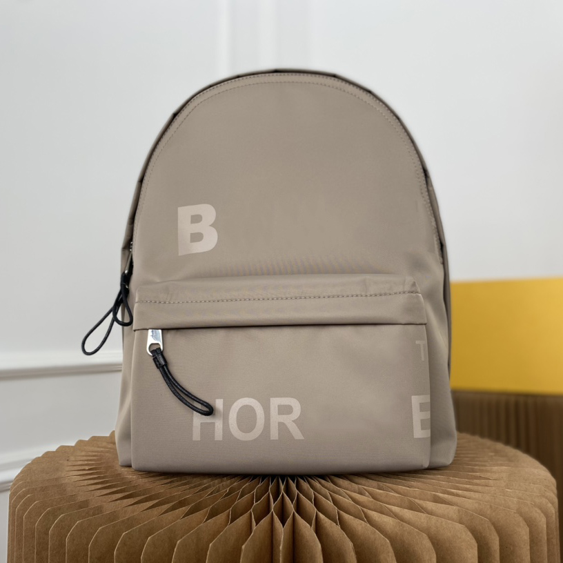 backpack Designers bags luxurys backpacks Backpacks Travel temperament versatile Christmas gift Large capacity handbag Material Leather Mountaineering bag, Black
backpack Designers bags luxurys backpacks Backpacks Travel temperament versatile Christmas gift Large capacity handbag Material Leather Mountaineering bag, Black