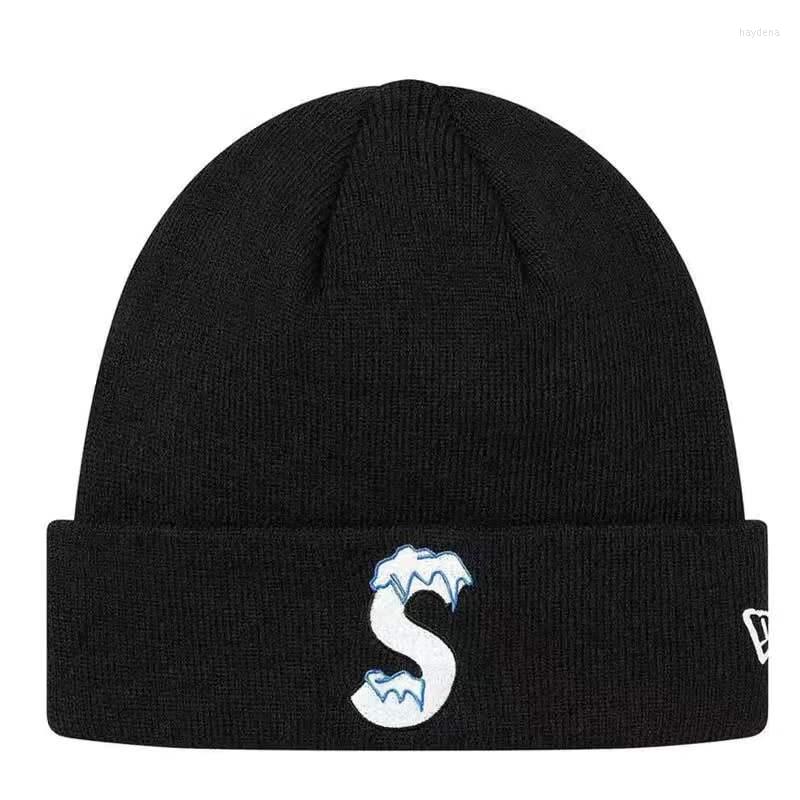 Berets Winter Warm Knit Hats 2022 Fashion Unisex Adult Windproof Ski Caps With Thicken Sports Multi-function, 12
Berets Winter Warm Knit Hats 2022 Fashion Unisex Adult Windproof Ski Caps With Thicken Sports Multi-function, 12
