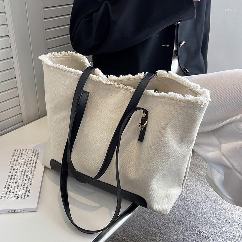 Evening Bags VeryMe Fashion Large Capacity Handbag Ladies Travel Shopping Shoulder Bag Quality Women Top Handle Pack Bolso Mujer Informal, Black
Evening Bags VeryMe Fashion Large Capacity Handbag Ladies Travel Shopping Shoulder Bag Quality Women Top Handle Pack Bolso Mujer Informal, Black