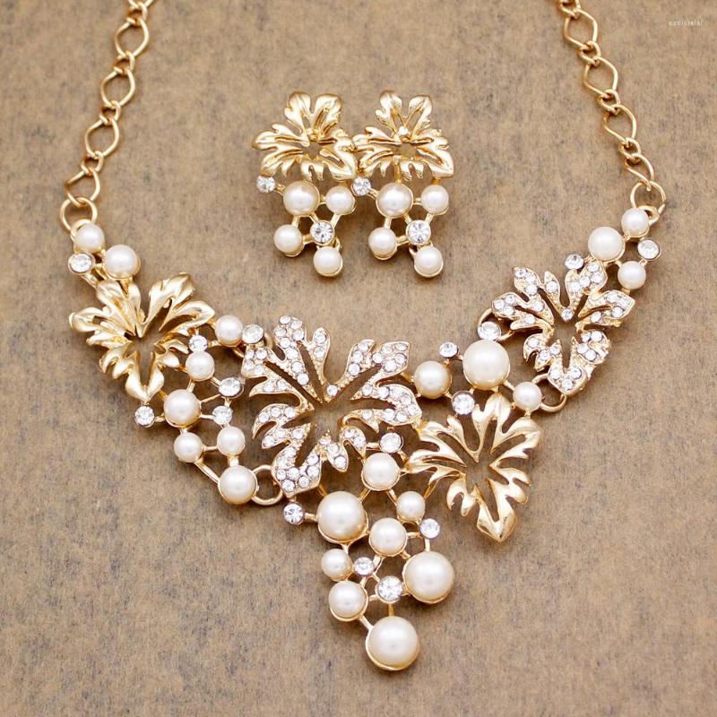 Necklace Earrings Set Gold Silver Plated Jubilee Romance Flapper Gatsby Flower Leaf Pendant Pearl Bridal Prom Bib Jewelry 2022, Picture shown
Necklace Earrings Set Gold Silver Plated Jubilee Romance Flapper Gatsby Flower Leaf Pendant Pearl Bridal Prom Bib Jewelry 2022, Picture shown