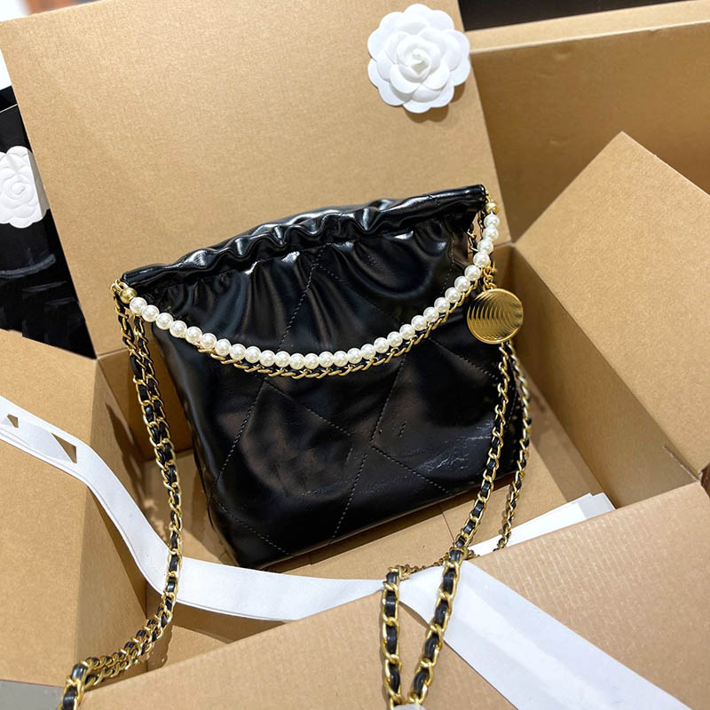 French Women Classic Bundle Garbage Bag Diamond Lattice Leather Quilted Mini Versatile Designer Handbags Fashion Crossbody Shopping Cosmetic Bag Luxury The Tote, Black
French Women Classic Bundle Garbage Bag Diamond Lattice Leather Quilted Mini Versatile Designer Handbags Fashion Crossbody Shopping Cosmetic Bag Luxury The Tote, Black