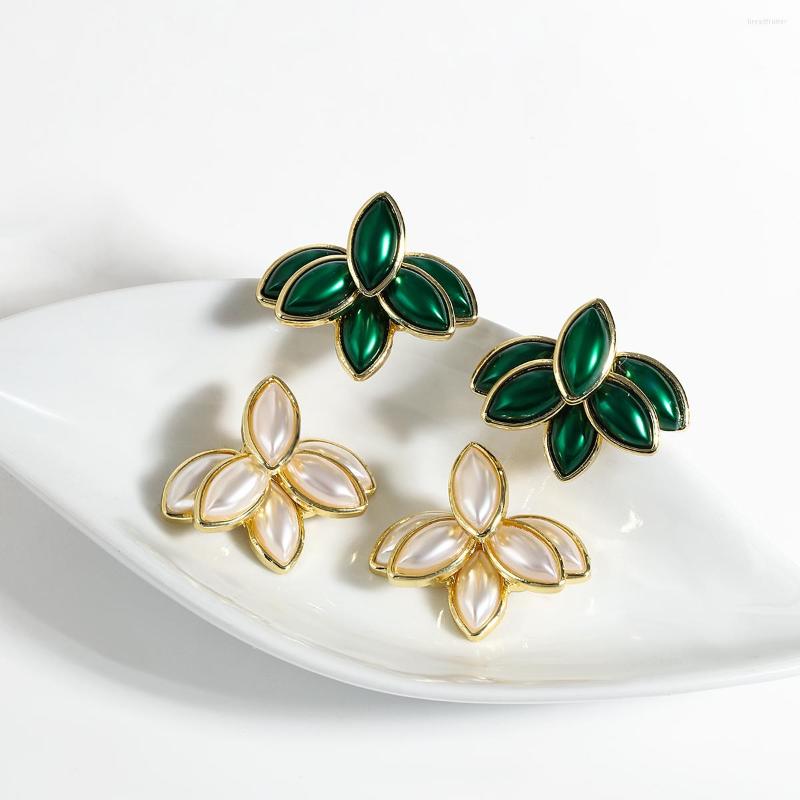 Stud Earrings AENSOA Exquisite Flower Pearl Big Earring For Women Green White Leaves Floral Girl Party Birthday Christmas Jewelry
Stud Earrings AENSOA Exquisite Flower Pearl Big Earring For Women Green White Leaves Floral Girl Party Birthday Christmas Jewelry
