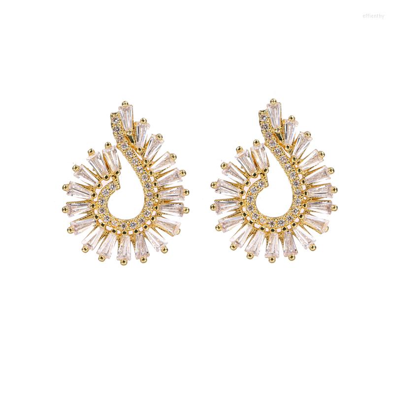 Backs Earrings Bettyue Fashion Cute Conch Model With Geometry Cubic Zircon Three Colors For Women Charming Stud Earring In Banquet Gift
Backs Earrings Bettyue Fashion Cute Conch Model With Geometry Cubic Zircon Three Colors For Women Charming Stud Earring In Banquet Gift