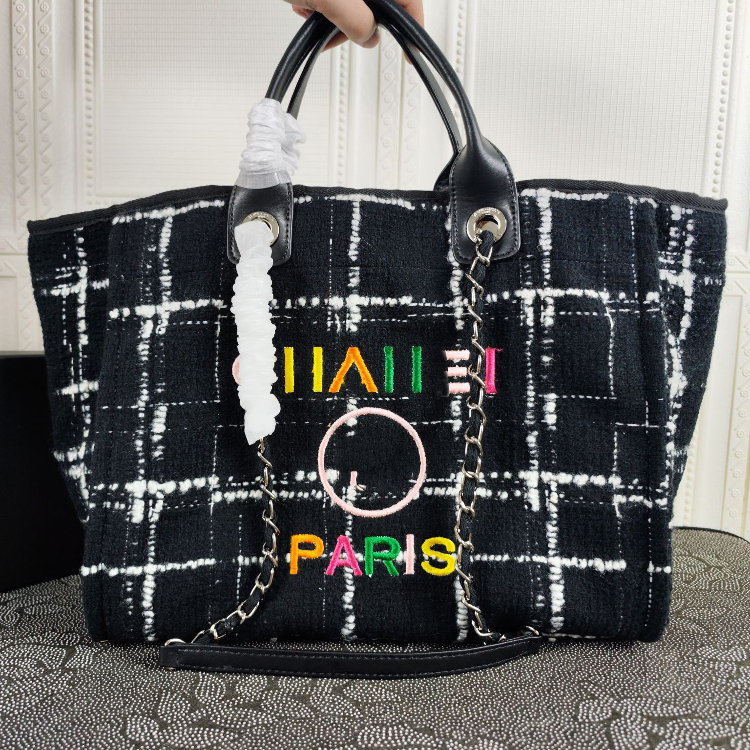 22A Womens Cashmere Woven Beach Shopping Bags Deauville Chain Top Handle Totes Silver Metal Hardware Matelasse Shoulder Handbags Large Capacity Sacoche 38X30CM, Box
22A Womens Cashmere Woven Beach Shopping Bags Deauville Chain Top Handle Totes Silver Metal Hardware Matelasse Shoulder Handbags Large Capacity Sacoche 38X30CM, Box