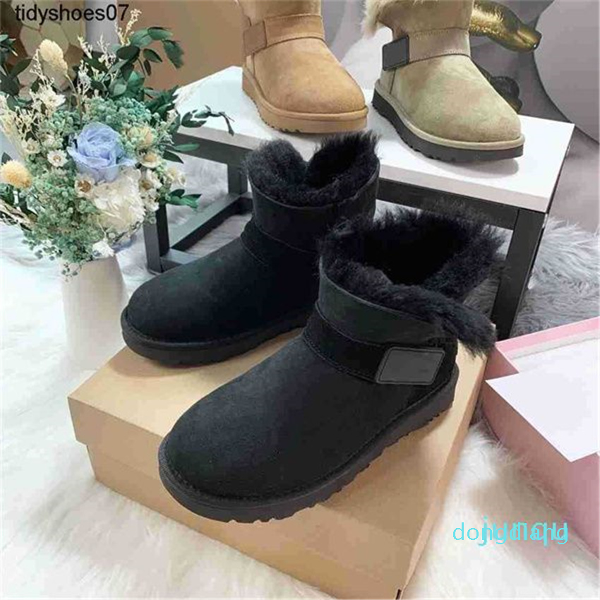 Brown grey Snow boots fur raising thickened round head short women's single boots Winter necessities111, Black
Brown grey Snow boots fur raising thickened round head short women's single boots Winter necessities111, Black