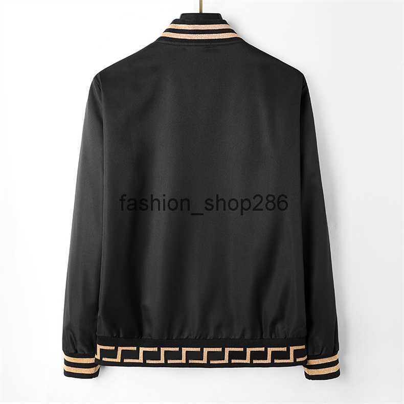 Mens Designers Jacket Spring Autumn Outwear Windbreaker Hoodie Zipper Casual Hooded Jackets Coat Outside Sport Asian Size Men Clothing zo47
Mens Designers Jacket Spring Autumn Outwear Windbreaker Hoodie Zipper Casual Hooded Jackets Coat Outside Sport Asian Size Men Clothing zo47