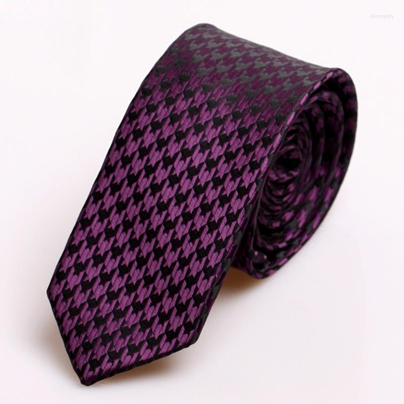Bow Ties Fashion Men's Business Suit Tie Slim 5cm Neck Purple For Men Houndstooth Pattern Casual Work Necktie With Gift Box
Bow Ties Fashion Men's Business Suit Tie Slim 5cm Neck Purple For Men Houndstooth Pattern Casual Work Necktie With Gift Box