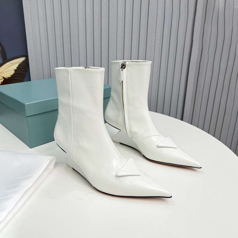Women Black Brushed Leather Ankle Boots Square Toe Fashion Boot Mid-heel Boots Wedge Heeled Booties
Women Black Brushed Leather Ankle Boots Square Toe Fashion Boot Mid-heel Boots Wedge Heeled Booties
