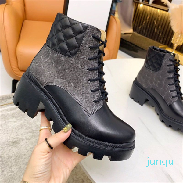 Spring and Autumn Fashion Women's Short Boots Leather Martin Boots Trendy Casual Comfortable Office Bootss 0111
Spring and Autumn Fashion Women's Short Boots Leather Martin Boots Trendy Casual Comfortable Office Bootss 0111