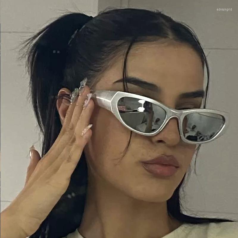 Sunglasses Y2K Women 2022 Oval Cat Eye Mirror Silver Sun Glasses Vintage Shades Driver Rideing Eyeglasses
Sunglasses Y2K Women 2022 Oval Cat Eye Mirror Silver Sun Glasses Vintage Shades Driver Rideing Eyeglasses