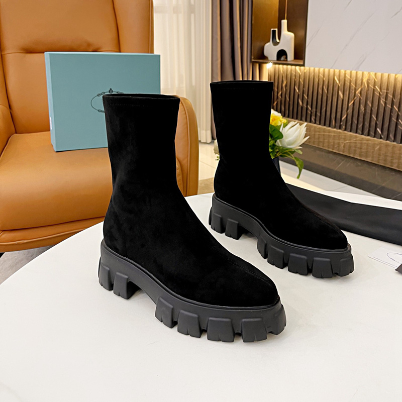 Womens Black Fabric Leather Speed Trainer Boots Designer Slip-On Sock Boot Speeds Runner 2 Shoes Sports Walking Booties
Womens Black Fabric Leather Speed Trainer Boots Designer Slip-On Sock Boot Speeds Runner 2 Shoes Sports Walking Booties