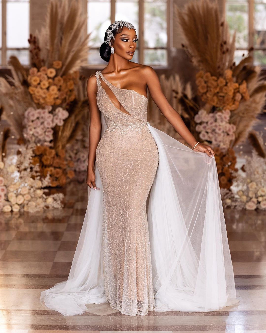 Mermaid Aso Ebi Wedding Dresses With Tulle Cloak Train One Shoulder Glitter Sequins Beaded Sexy Bridal Wedding Gown