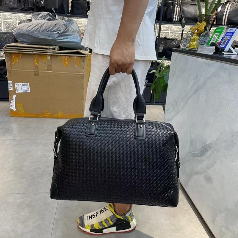 Duffel Bags Real Leather Men's And Women's 2022 Woven Travel Bag One Shoulder Oblique Cross Large Capacity Tote, Black
Duffel Bags Real Leather Men's And Women's 2022 Woven Travel Bag One Shoulder Oblique Cross Large Capacity Tote, Black
