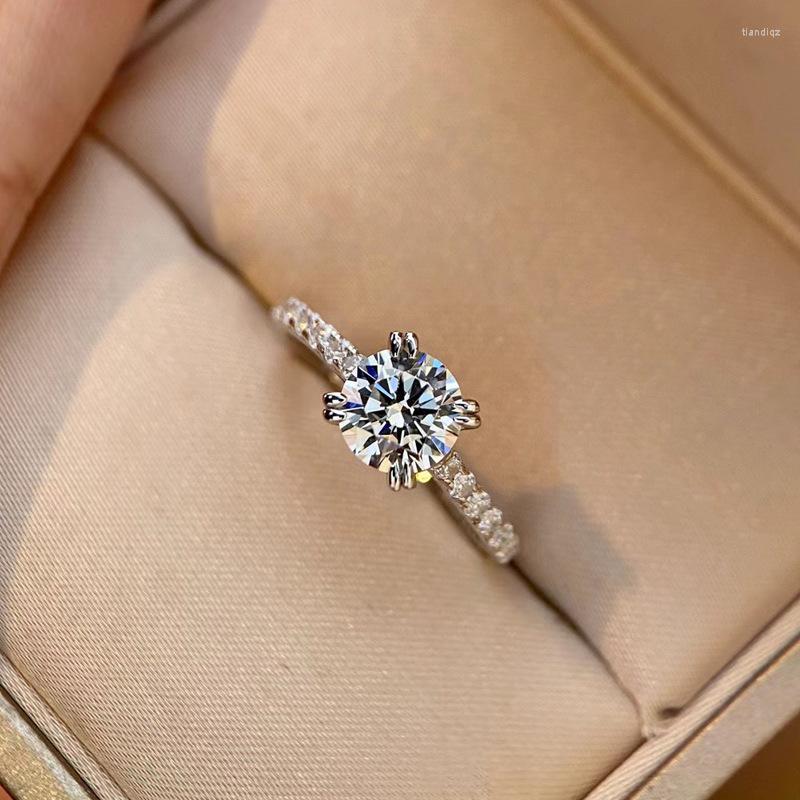Wedding Rings Yanleyu 925 Silver Color Sparkling Round Clear Zircon CZ Finger Ring Four Prong Classic Gift For Wife&Girlfriend
Wedding Rings Yanleyu 925 Silver Color Sparkling Round Clear Zircon CZ Finger Ring Four Prong Classic Gift For Wife&Girlfriend