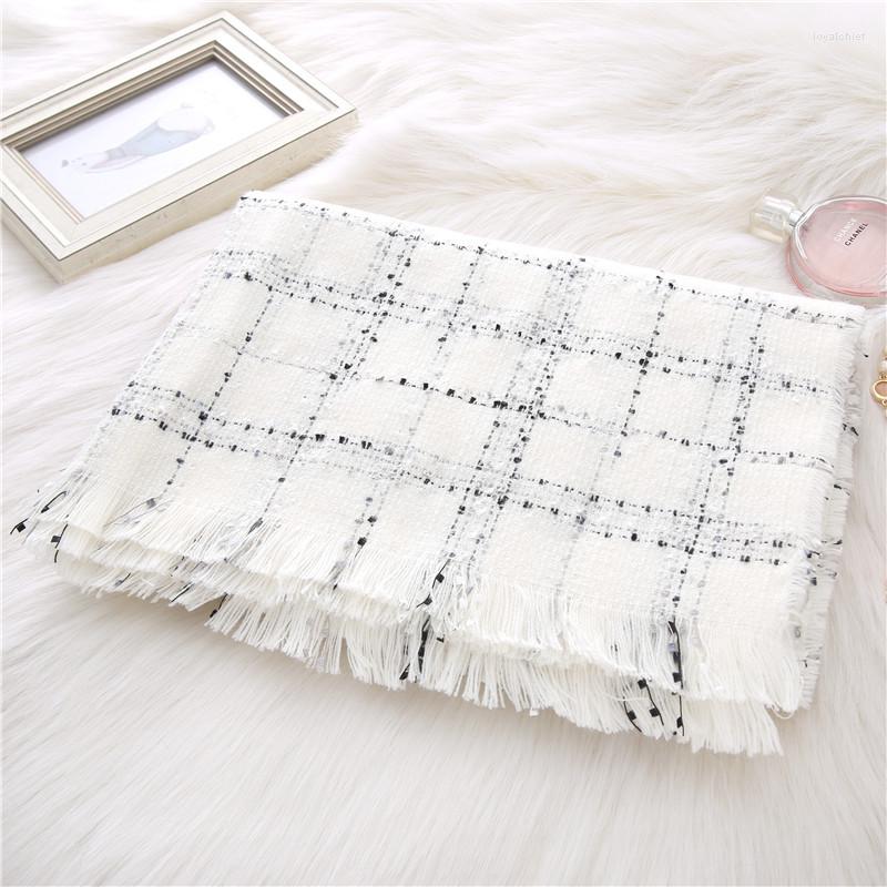 Scarves 2022 Graceful Plaid Black And White Scarf Women's Autumn Winter Korean-style Versatile Long Faux Cashmere Shawl Women'
Scarves 2022 Graceful Plaid Black And White Scarf Women's Autumn Winter Korean-style Versatile Long Faux Cashmere Shawl Women'