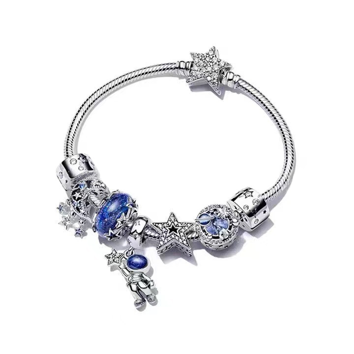 Light Luxury Fashion Charm Fit Pandora Bead Bracelet S925 Silver Shining Star Bracelet Gift Wholesale
Light Luxury Fashion Charm Fit Pandora Bead Bracelet S925 Silver Shining Star Bracelet Gift Wholesale