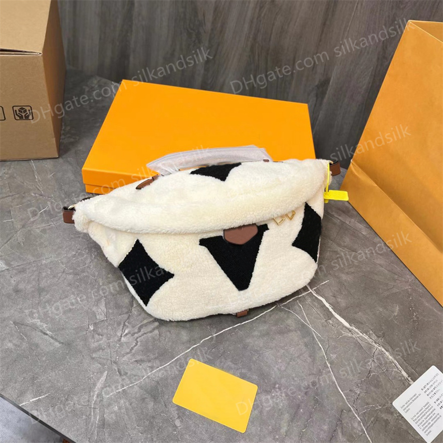 Designer Autumn And Winter Lamb Wool Waist Bags Luxury Belt Bag Fanny Pack Cross Body Travel Sport Handbag Single Shoulder Bag Small Wallet, White
Designer Autumn And Winter Lamb Wool Waist Bags Luxury Belt Bag Fanny Pack Cross Body Travel Sport Handbag Single Shoulder Bag Small Wallet, White