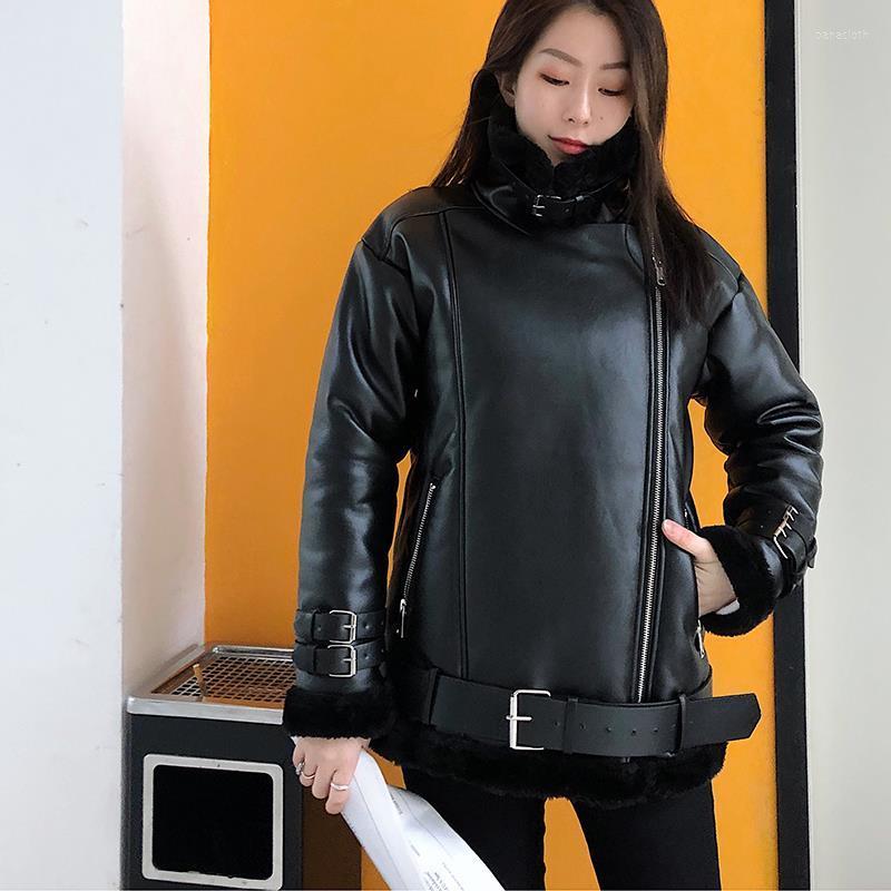 Women' Leather Autumn Spring Imitation Sheepskin Coats Women Faux Coat European Fleece Lining Jacket Moto&biker Casaco Feminino, Black jacket
Women' Leather Autumn Spring Imitation Sheepskin Coats Women Faux Coat European Fleece Lining Jacket Moto&biker Casaco Feminino, Black jacket