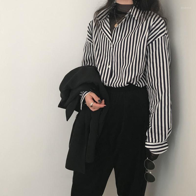 Women's Blouses Loose Retro Vertical Stripes Shirt Design Sense Of Niche Temperament Base Neutral, Picture color
Women's Blouses Loose Retro Vertical Stripes Shirt Design Sense Of Niche Temperament Base Neutral, Picture color