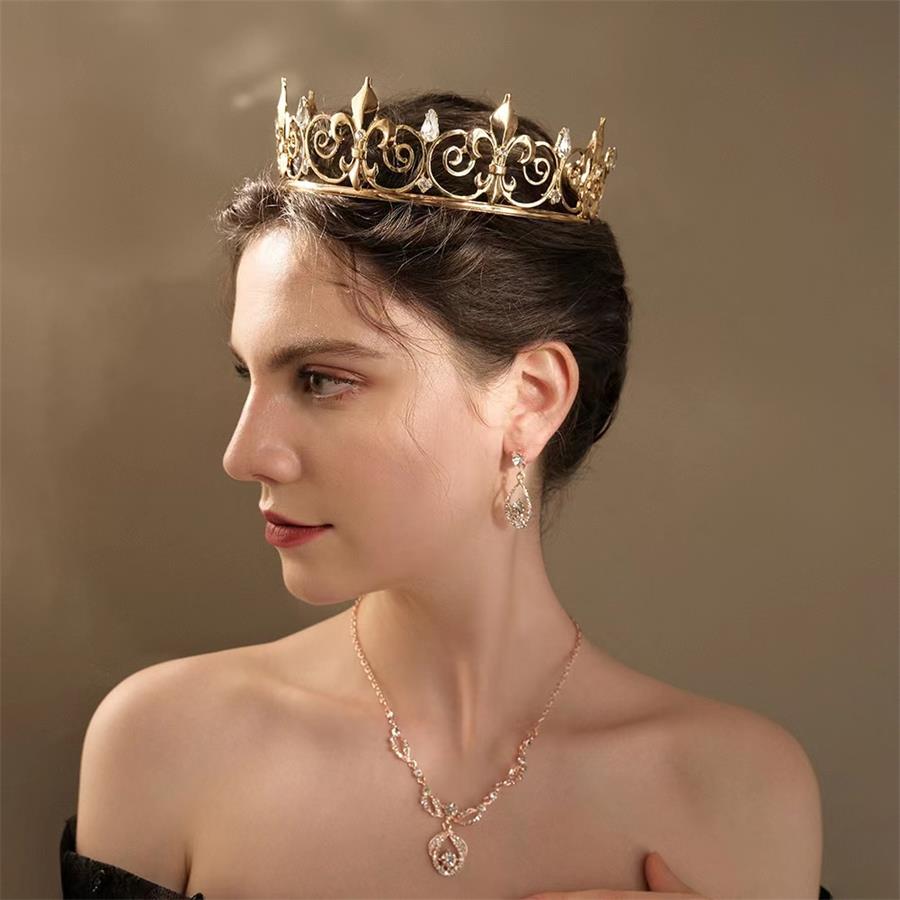 Palace Style Luxury Crystal Hairband Birthday Gift Headwear Bridal Wedding Dress Crown TS-J2842
Palace Style Luxury Crystal Hairband Birthday Gift Headwear Bridal Wedding Dress Crown TS-J2842