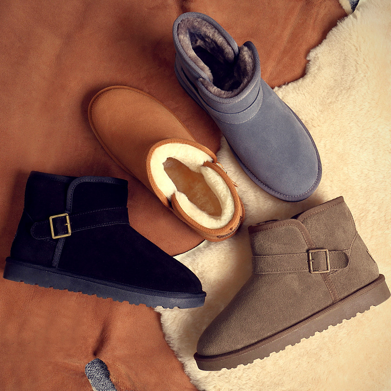 Snow boots male 2022 new winter cowhide warm fleece anti-slip couple bread shoes women's waterproof cotton shoe men boot, Grey
Snow boots male 2022 new winter cowhide warm fleece anti-slip couple bread shoes women's waterproof cotton shoe men boot, Grey