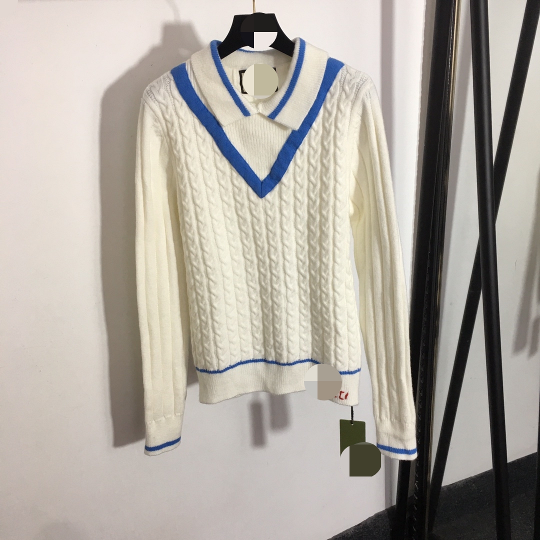 101 2022 Runway Autumn Women Sweater Brand Same Style Sweater Long Sleeve Lapel Neck Blue Pink Womens shang
101 2022 Runway Autumn Women Sweater Brand Same Style Sweater Long Sleeve Lapel Neck Blue Pink Womens shang