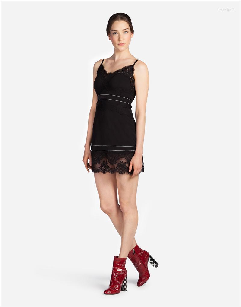 Casual Dresses Life Summer Women' Spaghetti Strap Bandage Lace Black Above Knee Celebrity Sexy Women Evening Party Dress
Casual Dresses Life Summer Women' Spaghetti Strap Bandage Lace Black Above Knee Celebrity Sexy Women Evening Party Dress