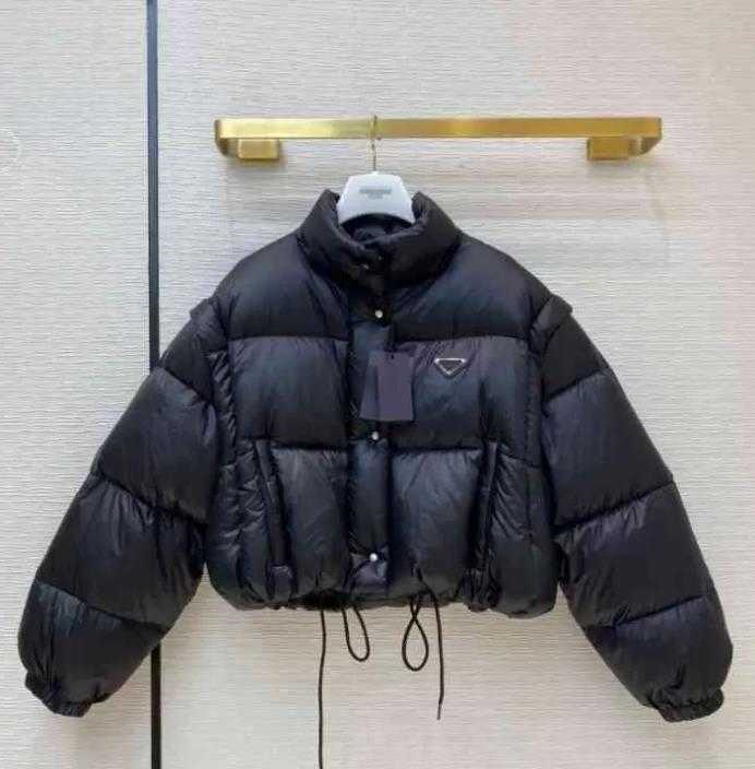 Women' Jackets Designer Winter Jacket For Women Down Parkas With Letters Budge Sequins Fashion Coats Adjustable Waist Streetwear High Quality Shiny IXBW
Women' Jackets Designer Winter Jacket For Women Down Parkas With Letters Budge Sequins Fashion Coats Adjustable Waist Streetwear High Quality Shiny IXBW
