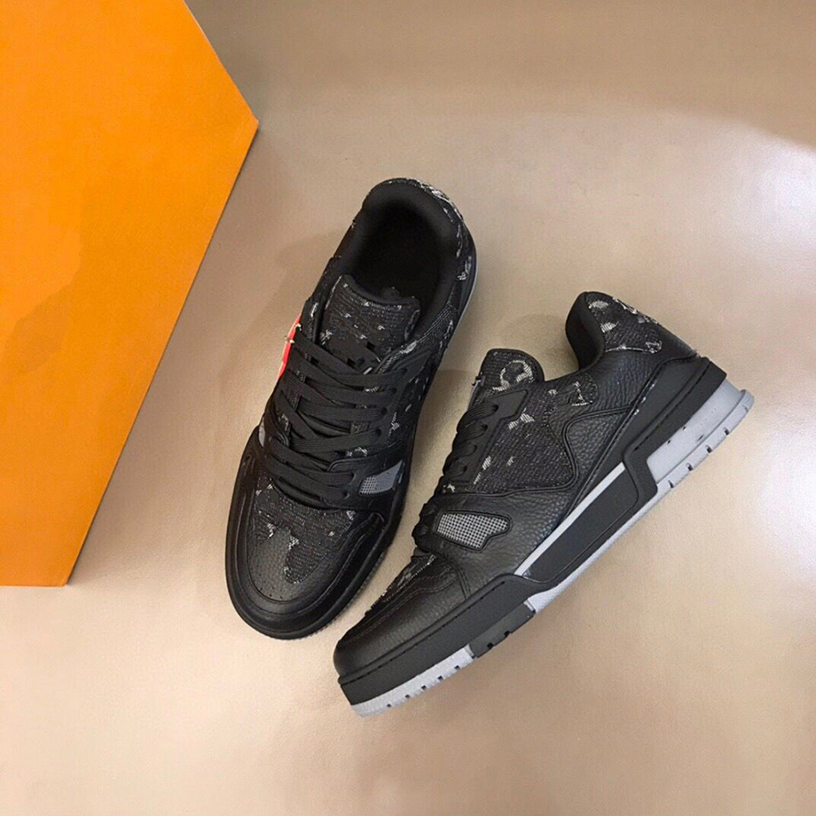 High-quality Men's hot-selling fashion catwalk casual shoes soft leather sneakers thick-soled flat-soled comfortable shoes EUR38-45 mkjkkk00002
High-quality Men's hot-selling fashion catwalk casual shoes soft leather sneakers thick-soled flat-soled comfortable shoes EUR38-45 mkjkkk00002