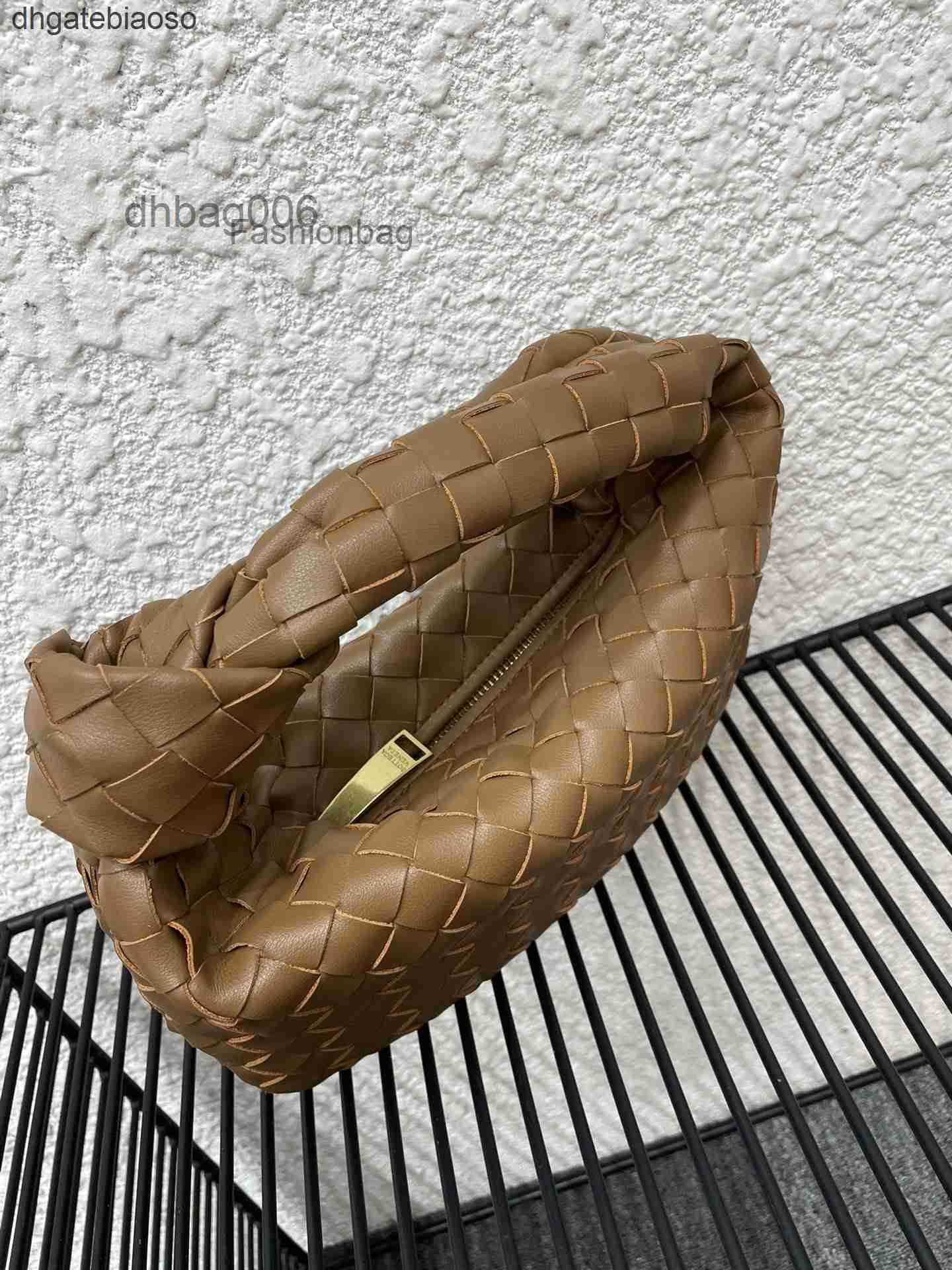 Women Bags Hobo Bottegas Shoulder Bag Trend Venetas 2023 Designer Woven Round Handbags Jodie Women's Knotted Dumpling Crossbody Underarm, 22cm
Women Bags Hobo Bottegas Shoulder Bag Trend Venetas 2023 Designer Woven Round Handbags Jodie Women's Knotted Dumpling Crossbody Underarm, 22cm