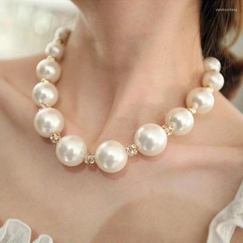 Choker Noble Short Big Pearl Necklace Fashion Crystal For Women Clavicle Jewelry Necklaces & Pendants Gift Colar CF2
Choker Noble Short Big Pearl Necklace Fashion Crystal For Women Clavicle Jewelry Necklaces & Pendants Gift Colar CF2