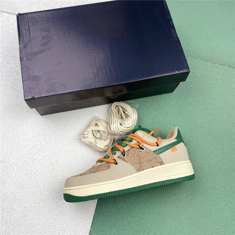One 1 Men Casual Shoes Designer des chaussures Classic Low Triple S White Black Brown sandal Outdoor Sports Fashion Women Mens Trainers Sneakers Size 36 45, Box
One 1 Men Casual Shoes Designer des chaussures Classic Low Triple S White Black Brown sandal Outdoor Sports Fashion Women Mens Trainers Sneakers Size 36 45, Box