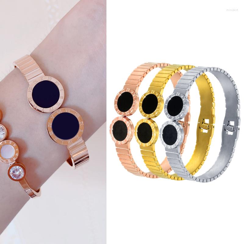 Bangle Women's Bracelet Black Shell Roman Numerals Titanium Steel African Jewelry Dubai Christmas Gift Female Costume Acc
Bangle Women's Bracelet Black Shell Roman Numerals Titanium Steel African Jewelry Dubai Christmas Gift Female Costume Acc