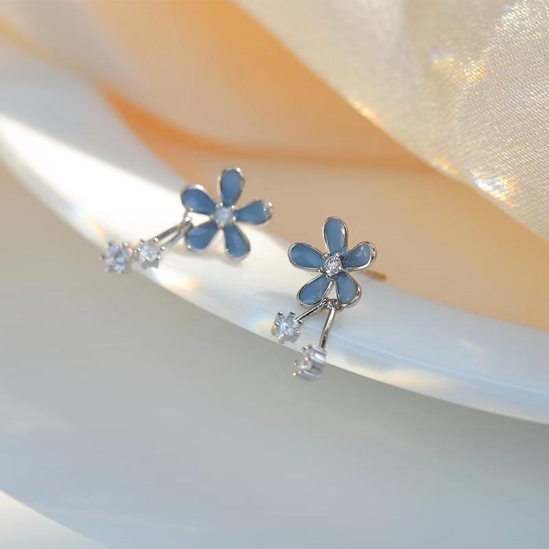 Stud Earrings 2022 Trend Trendy Temperament Flower Tassel Women's Niche Design High-end Light Luxury All-match
Stud Earrings 2022 Trend Trendy Temperament Flower Tassel Women's Niche Design High-end Light Luxury All-match