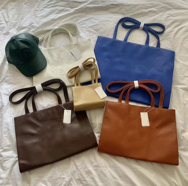 Designer Tote Bags Summer Crossbody Classical Womens Shopping Bag Purses And Handbags Lady Luxury Fashion Brands Shoulder Women telfars, I need see other product
Designer Tote Bags Summer Crossbody Classical Womens Shopping Bag Purses And Handbags Lady Luxury Fashion Brands Shoulder Women telfars, I need see other product