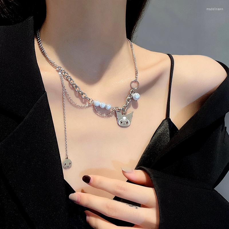 Chains S925 Cartoon Pendant Reflective Pearl Tassel Ghost Face Splicing Necklace Personality Niche Accessories Tide Jewelry
Chains S925 Cartoon Pendant Reflective Pearl Tassel Ghost Face Splicing Necklace Personality Niche Accessories Tide Jewelry