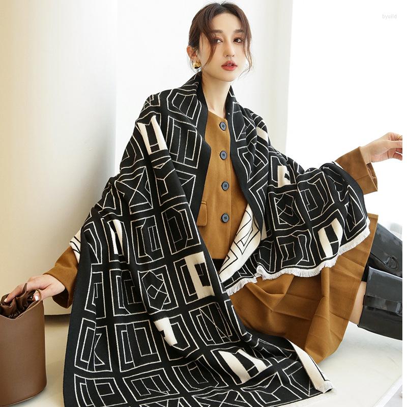 Scarves Vintage Geometric Print Cashmere Bufanda Warm Pashmina For Female Long Shawls Travel Foulard Soft Capes Wraps
Scarves Vintage Geometric Print Cashmere Bufanda Warm Pashmina For Female Long Shawls Travel Foulard Soft Capes Wraps