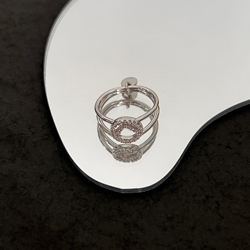 Engagement Love Ring Gold Silver Rose Luxurys Designers Letter Pearl Rings Women Men Wedding Jewelry Size 6 7 8 With Free Box 2211042Z
Engagement Love Ring Gold Silver Rose Luxurys Designers Letter Pearl Rings Women Men Wedding Jewelry Size 6 7 8 With Free Box 2211042Z