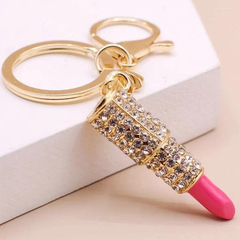 Keychains Metal Diamond Lipstick Keychain Fashion Women's Bags Key Ring Pendants Room Suspension Decoration Automobile
Keychains Metal Diamond Lipstick Keychain Fashion Women's Bags Key Ring Pendants Room Suspension Decoration Automobile