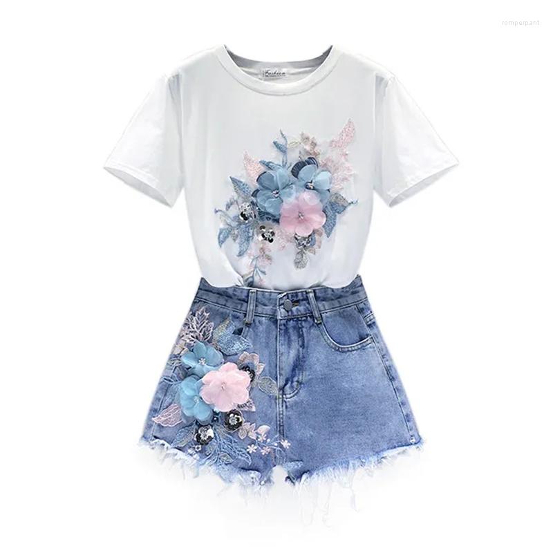 Women' Tracksuits Summer Women' Suit 2022 Fashion Flower Embroidery T-shirt And Denim Shorts Two Piece Cute Girl Pants Set Clothing, Photo color
Women' Tracksuits Summer Women' Suit 2022 Fashion Flower Embroidery T-shirt And Denim Shorts Two Piece Cute Girl Pants Set Clothing, Photo color
