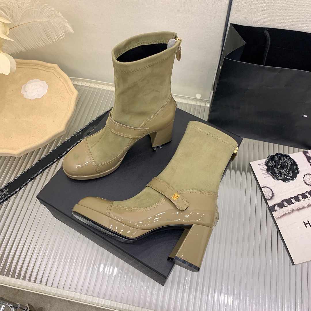 Autumn and Winter 2022 New Women's Small Fragrant Socks Wool Tube Short Boots, Black
Autumn and Winter 2022 New Women's Small Fragrant Socks Wool Tube Short Boots, Black