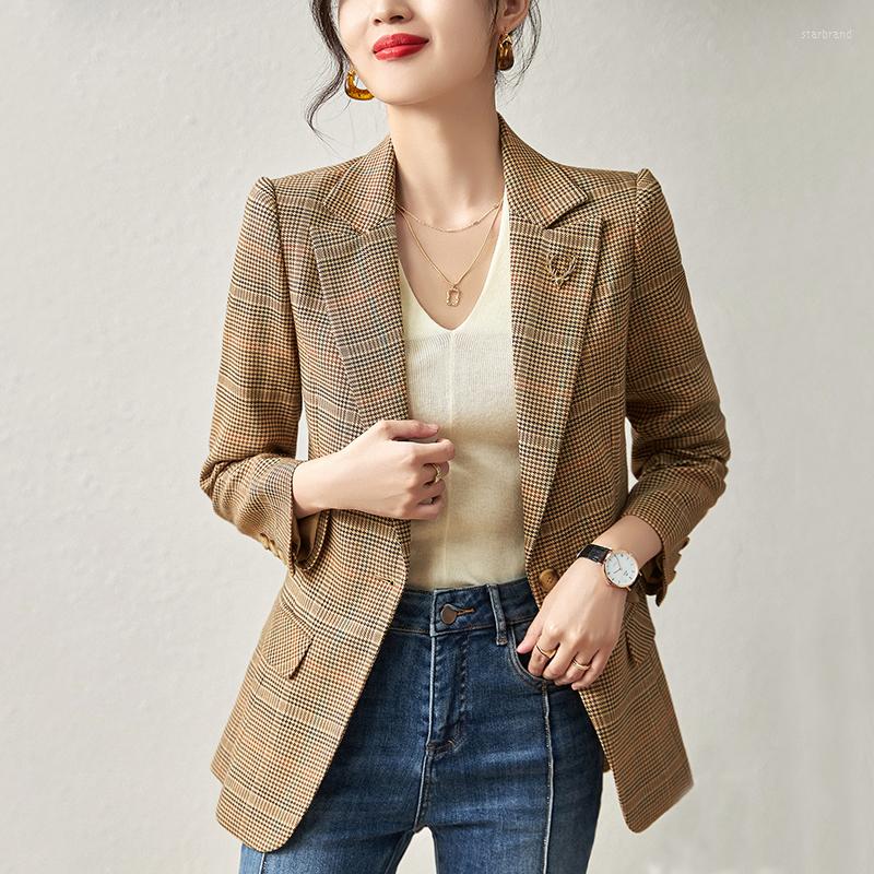 Women' Suits Autumn Winter Women' Blazer Elegant Notched Collar Long Sleeve Blazers Coats 30% Wool Plaid Office Lady Slim Suit Jackets, Khaki
Women' Suits Autumn Winter Women' Blazer Elegant Notched Collar Long Sleeve Blazers Coats 30% Wool Plaid Office Lady Slim Suit Jackets, Khaki