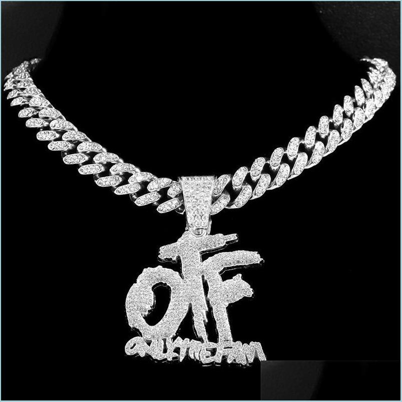 Pendant Necklaces Pendant Necklaces Hip Hop Cubic Zircon Only The Family With 1M Iced Out Bling Lock Miami Cuban Chain Necklace Drop Dh12B
Pendant Necklaces Pendant Necklaces Hip Hop Cubic Zircon Only The Family With 1M Iced Out Bling Lock Miami Cuban Chain Necklace Drop Dh12B