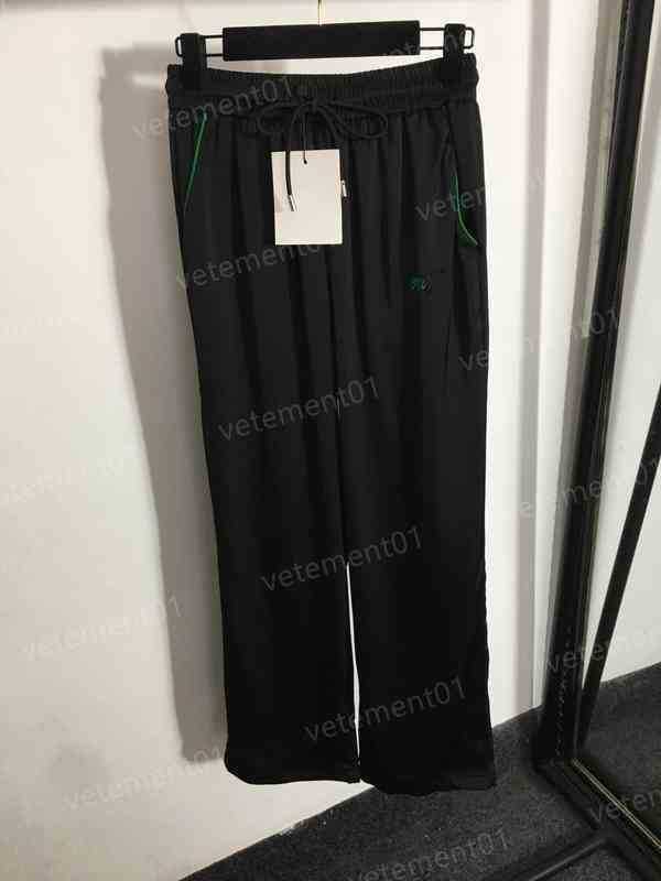 Designer Womens Pants Floral Print Letter Logo Embroidery Drawstring Casual Straight-leg Trousers Luxury Noble Style Belt Tether Casual Pants
Designer Womens Pants Floral Print Letter Logo Embroidery Drawstring Casual Straight-leg Trousers Luxury Noble Style Belt Tether Casual Pants